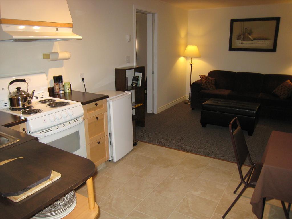Downtowner Motor Inn Creston Dış mekan fotoğraf
