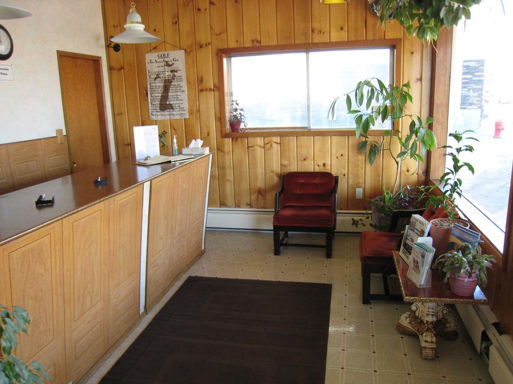 Downtowner Motor Inn Creston Dış mekan fotoğraf