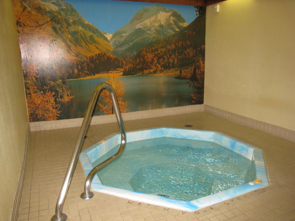Downtowner Motor Inn Creston Dış mekan fotoğraf