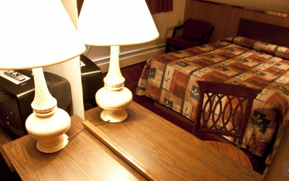 Downtowner Motor Inn Creston Dış mekan fotoğraf
