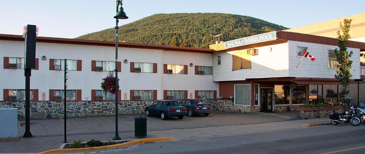 Downtowner Motor Inn Creston Dış mekan fotoğraf
